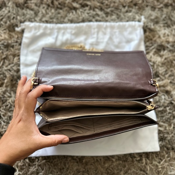 Michael Kors Large Crossbody Clutch - Picture 13 of 13